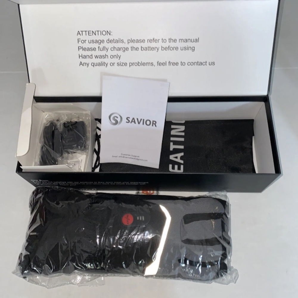 A2 SAVIOR HEAT Heated Gloves Medium Rechargeable Battery Winter Skiing Warm